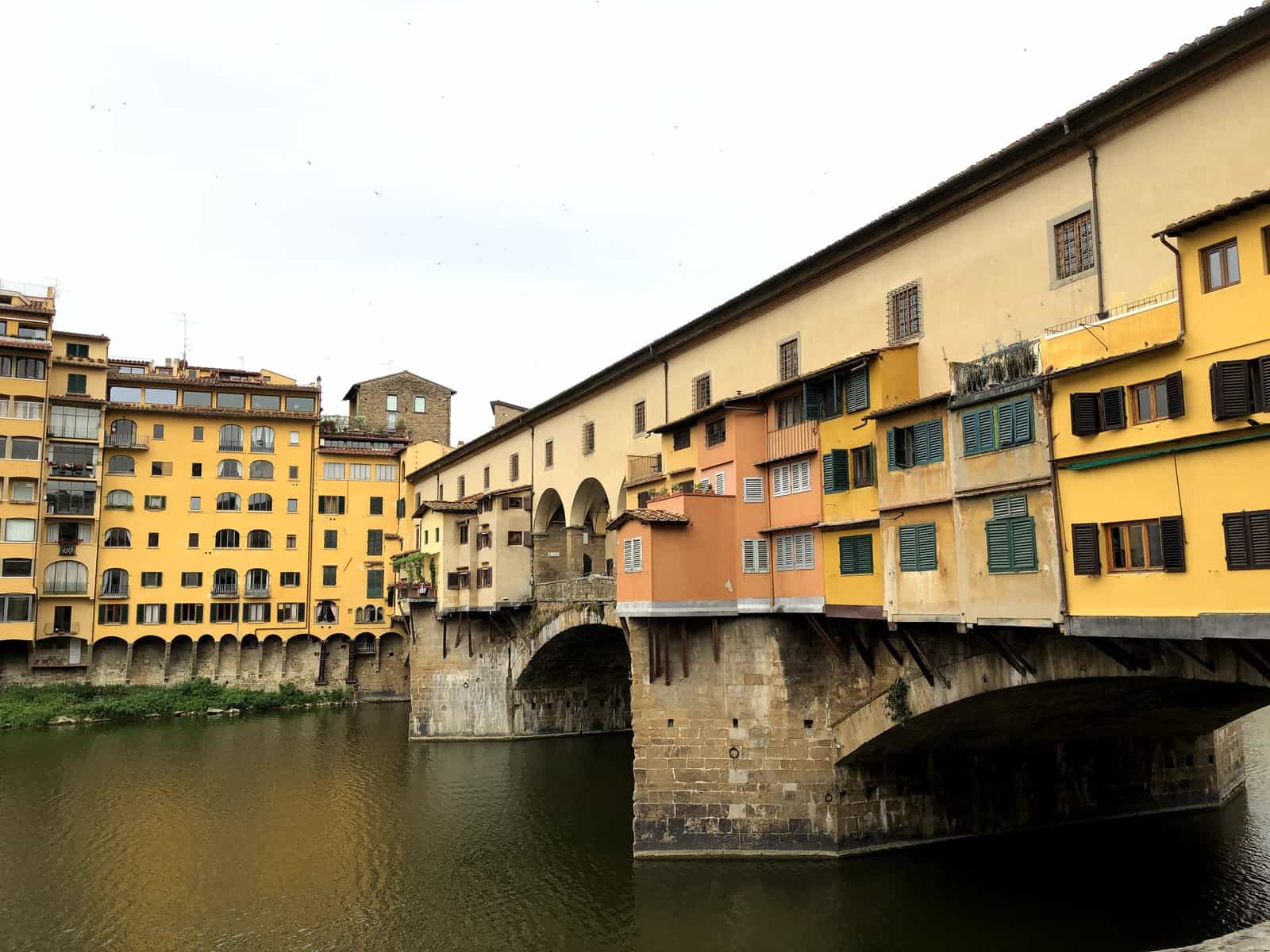 Florence Ponte Vecchio Medieval Bridge Ochre Buildings River Arno