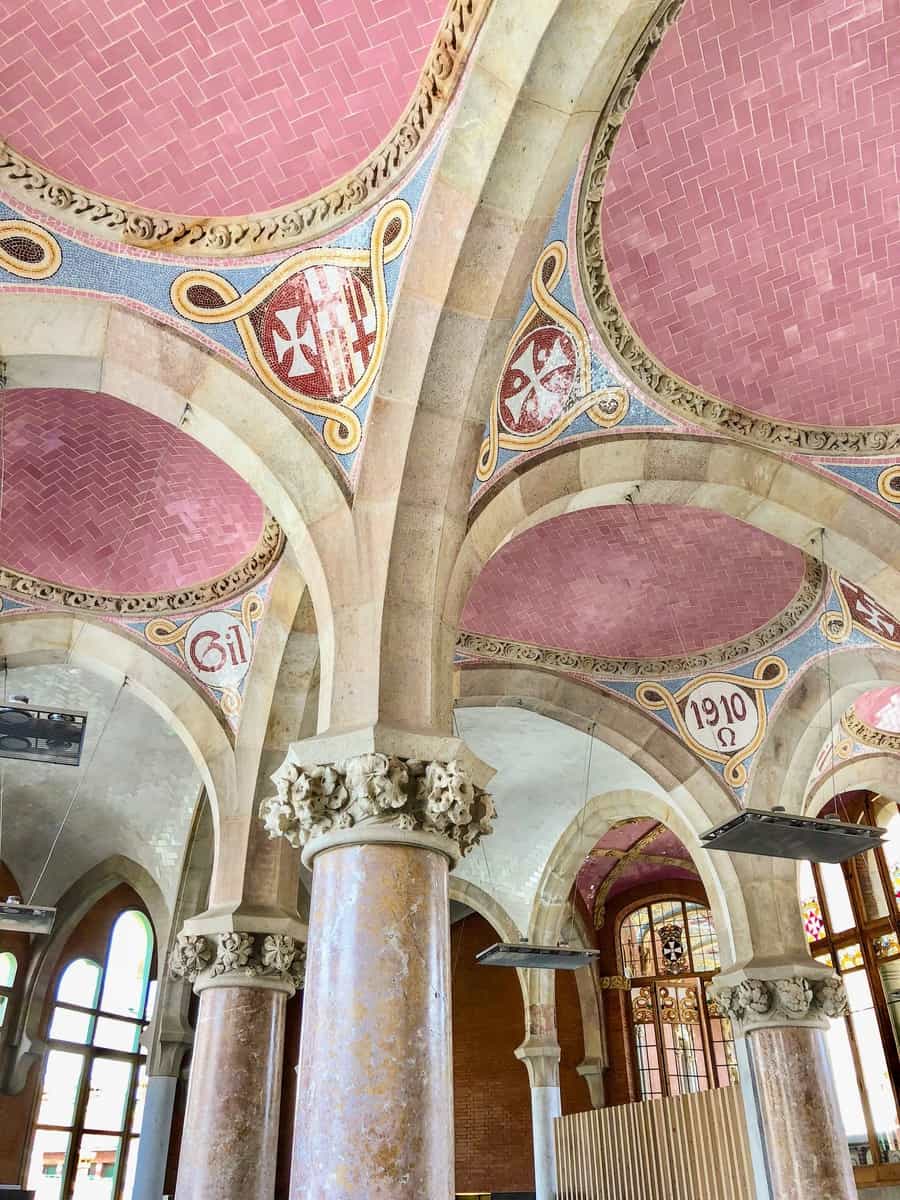 Barcelona Hospital De Sant Pau Modernisme Modernista Hypostyle Hall With Pink Tile Vaulting