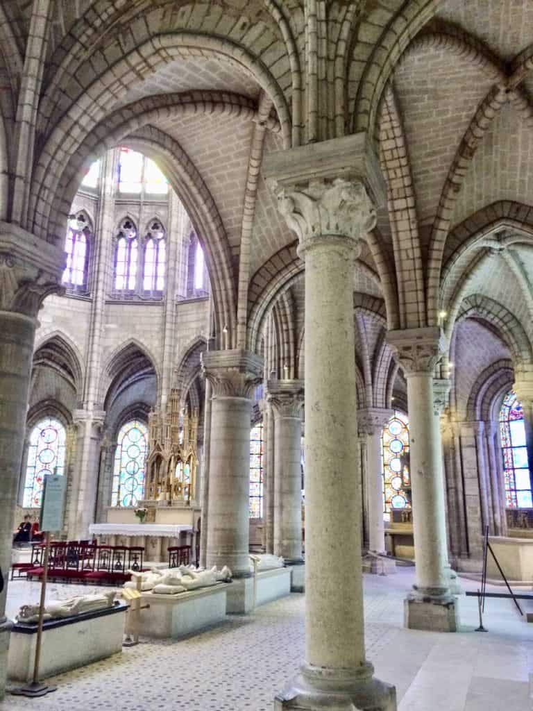 Saint Denis Early Gothic Architecture Ambulatory With Monarchs Tombs