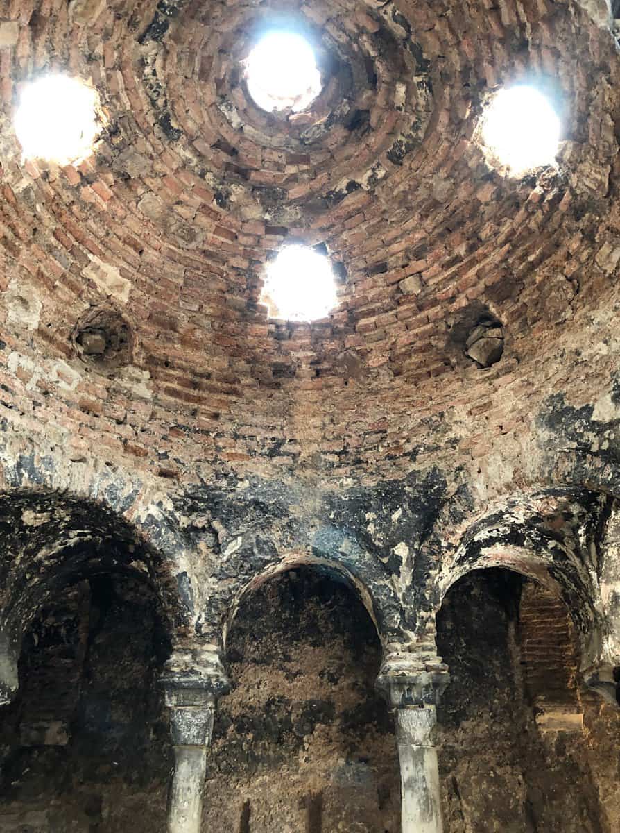 Palma De Mallorca Arab Baths Stone Columns And Brick Ceiling Islamic Architecture