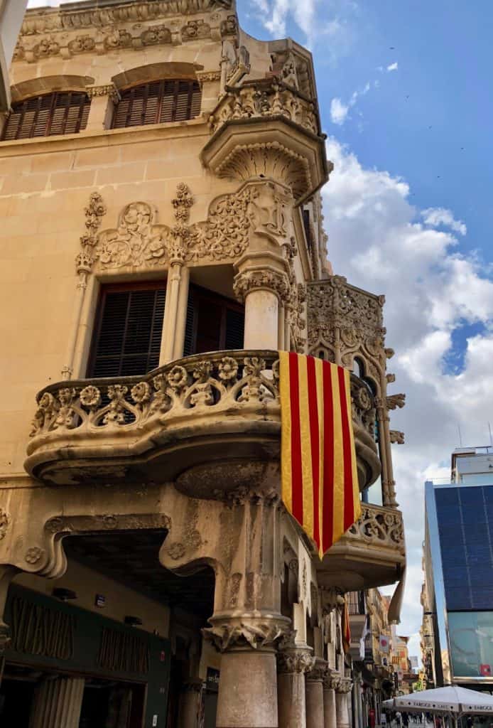 Reus Spain Casa Navas By Domenech Exterior Carved Stonework And Columns Catalan Flag Art Nouveau Modernista Architecture