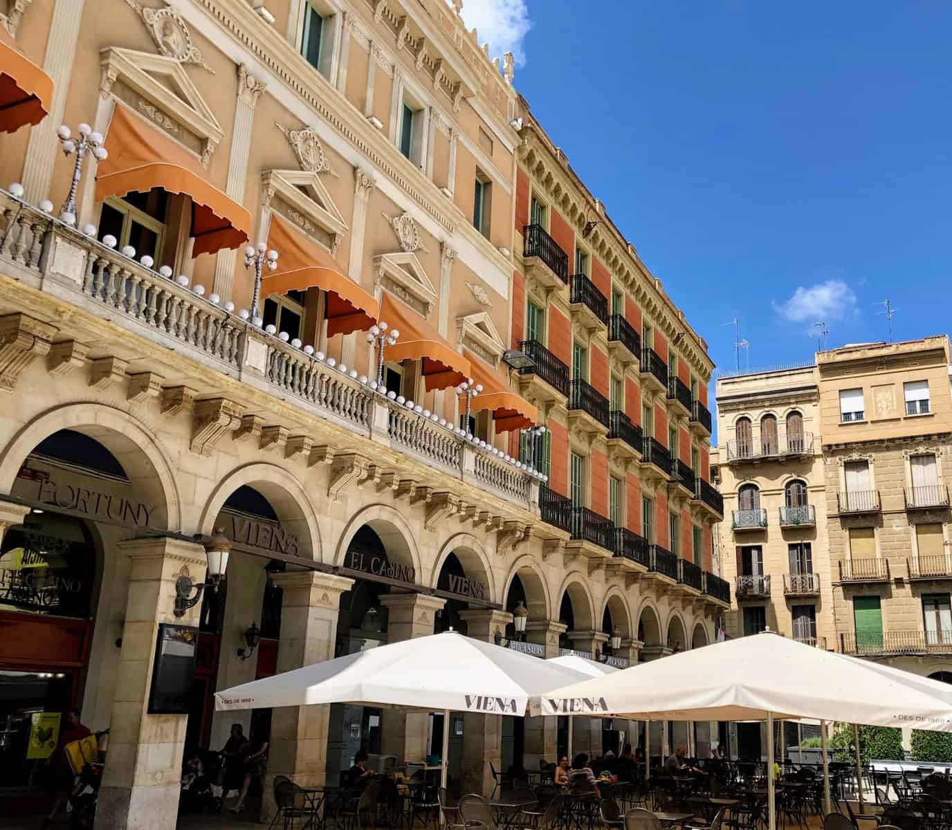 Reus Catalunya Spain Town Square Vienna Cafe Unbrellas And Orange Buildings With Arches