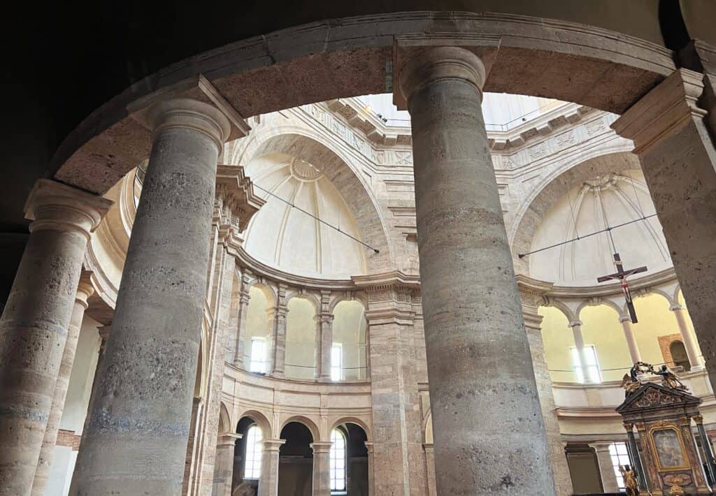 Milan San Lorenzo Basilica Interior Columns Romanesque And Renaissance Architecture